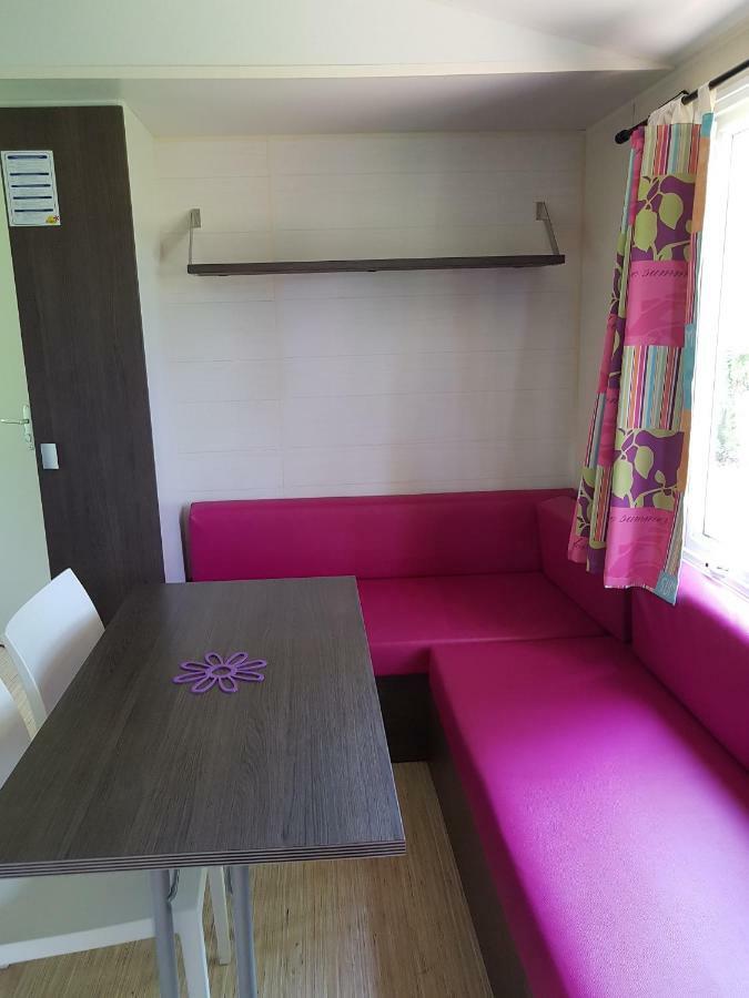 Camping Le Mouliat Moncrabeau Exterior foto