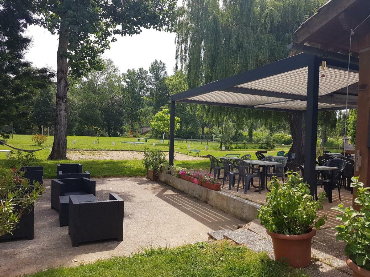 Camping Le Mouliat Moncrabeau Exterior foto
